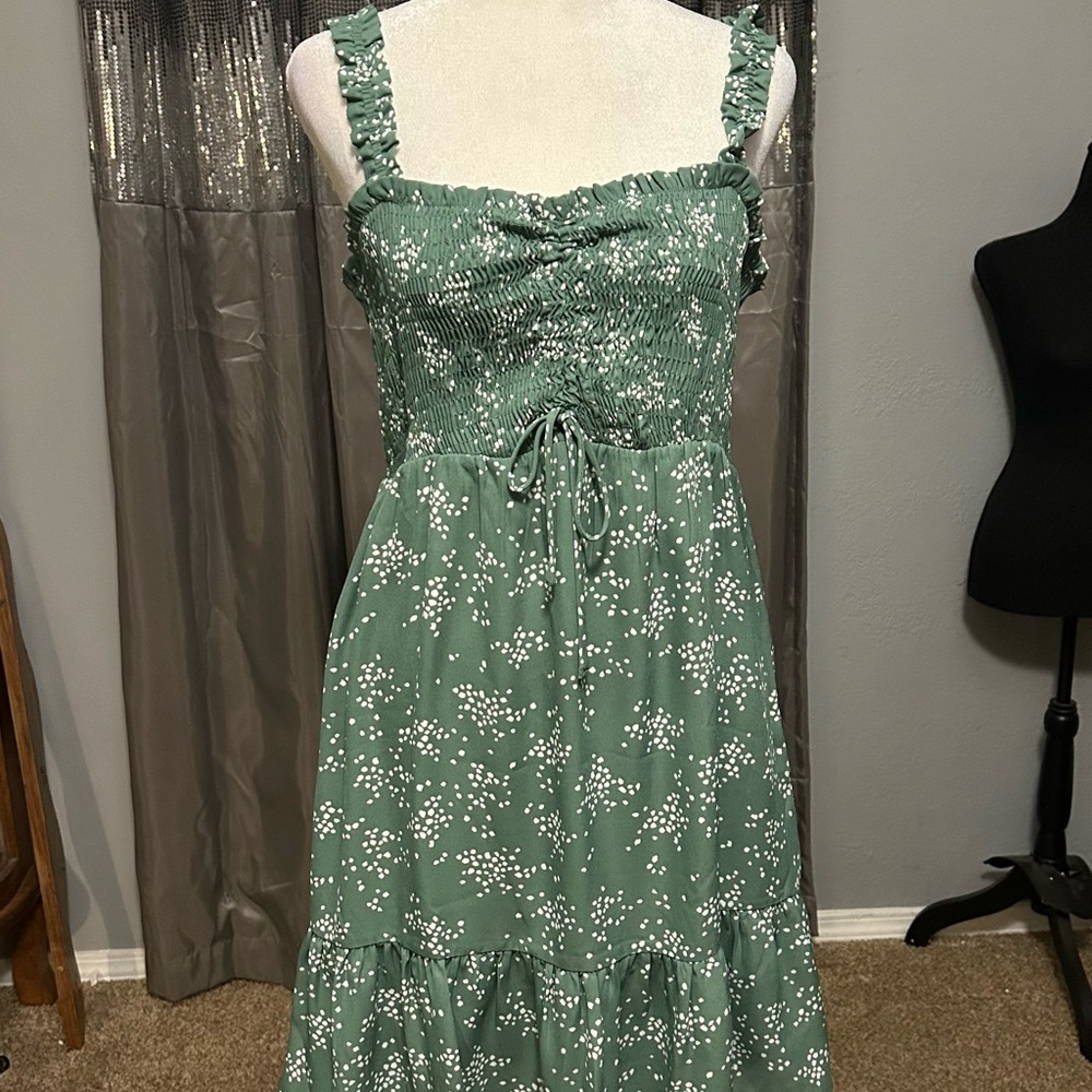 2 for $15 sale! ! Impressions Green and White Floral Mini Dress